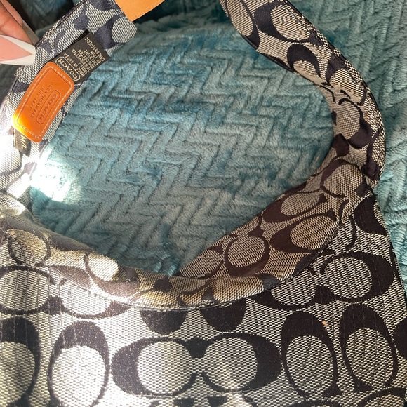 Coach hat - Picture 2 of 2